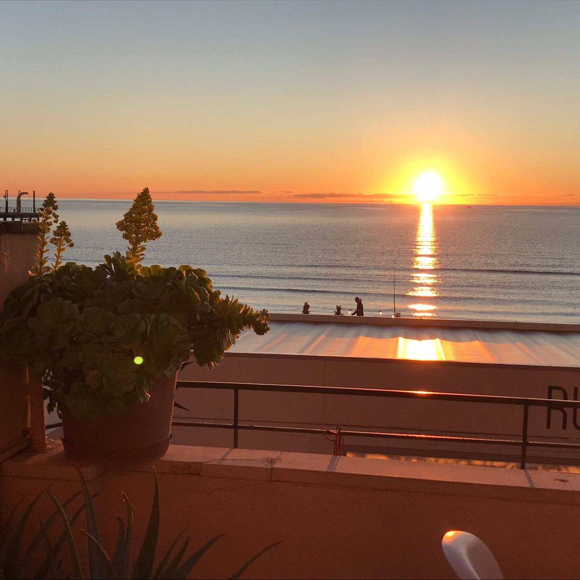 Appartamento Fronte Mare Con Terrazzo Alassio Dış mekan fotoğraf